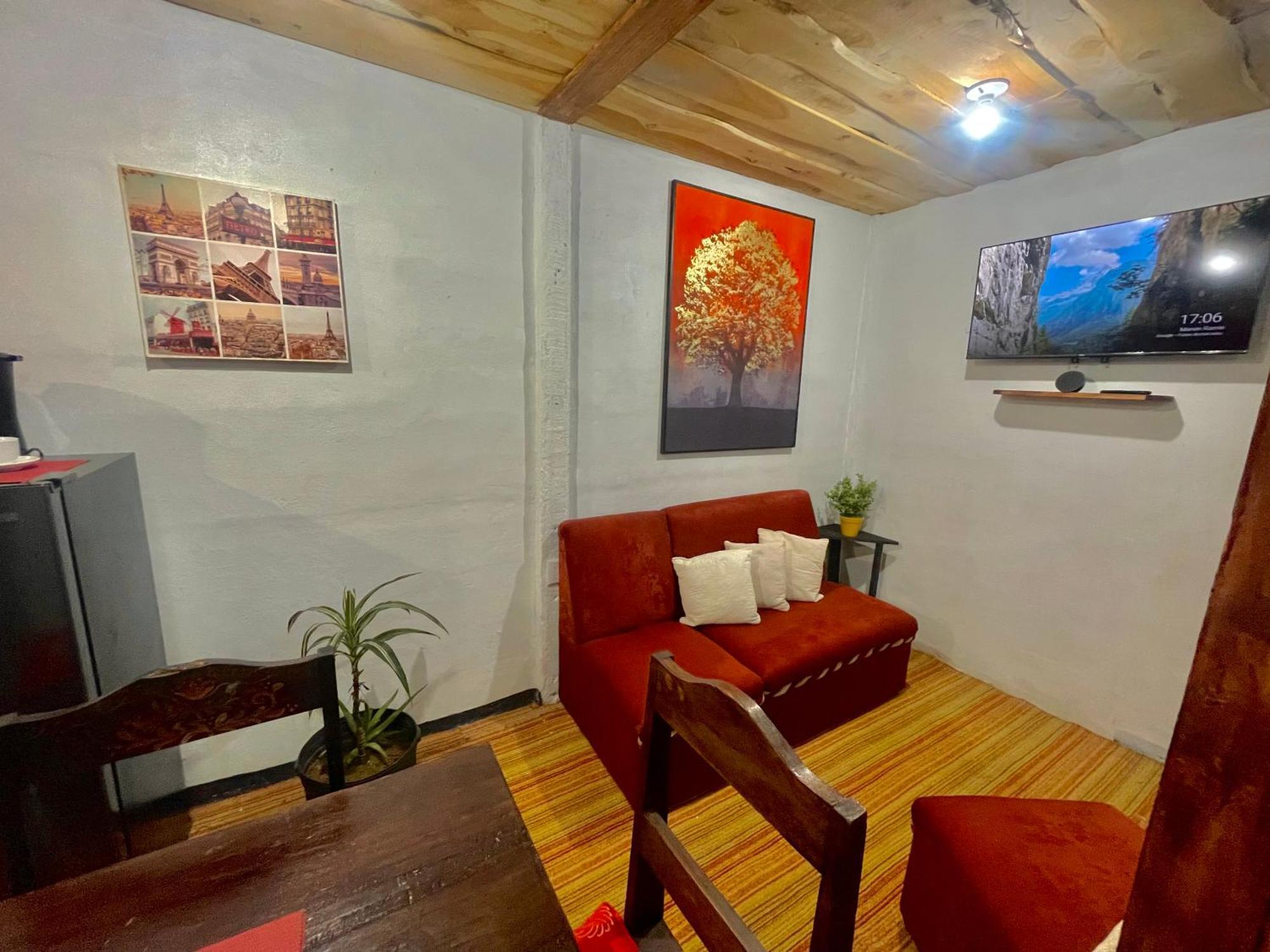 Poas Volcano Rooms Fraijanes Exteriör bild